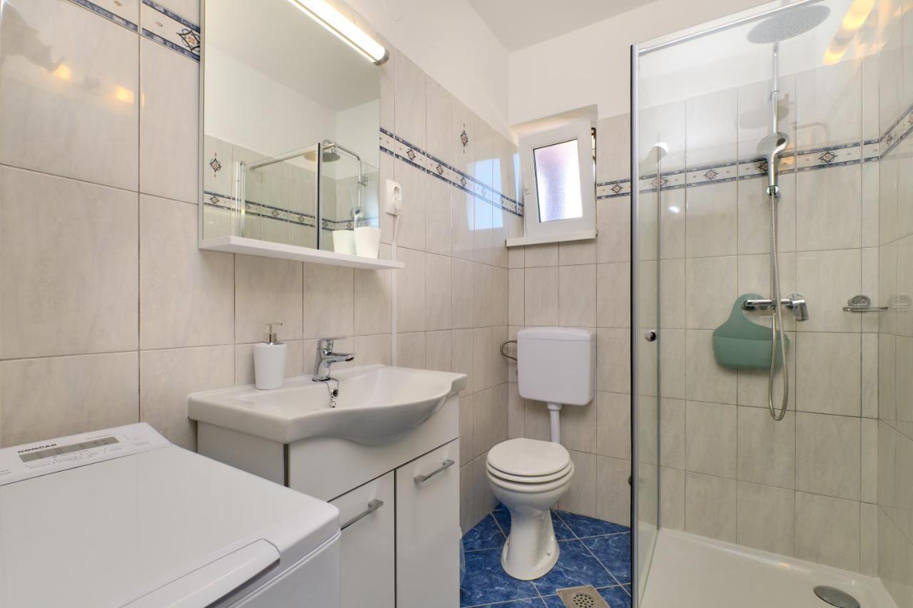 Apartmani Raic Mali Losinj Exterior photo
